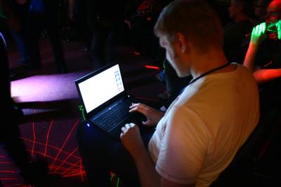 koncert - Greg z laptopem